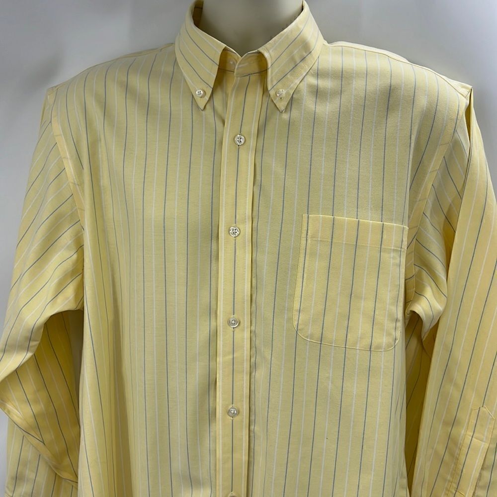 Land’s End long sleeve button down traditional fit shirt